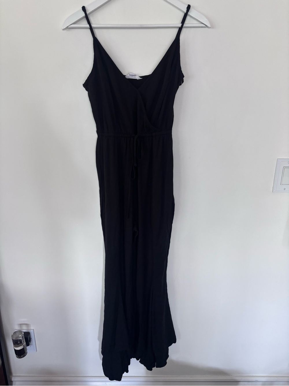 Bb Dakota Black V-Neck Wide Flutter Leg Jumpsuit Sz 2 / XS - Picture 3 of 8